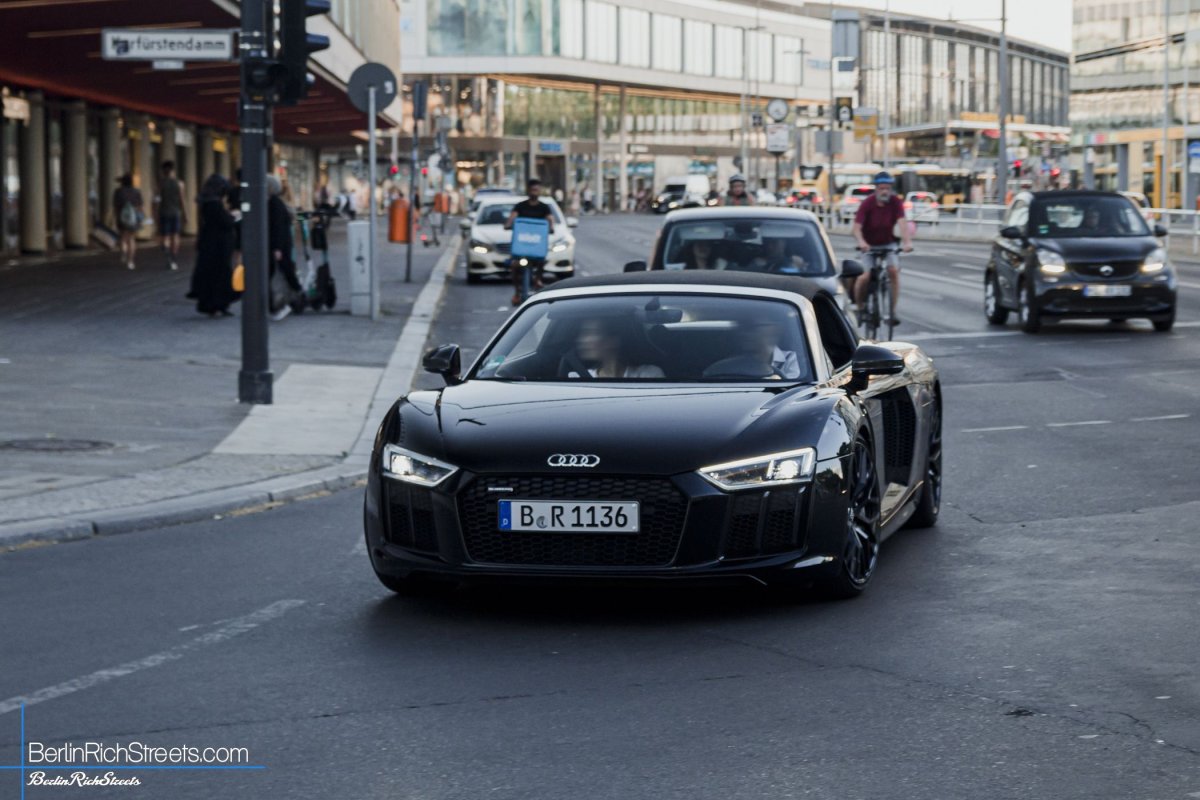 Audi R8 V10 Spyder (2016) spotted in Berlin — BerlinRichStreets